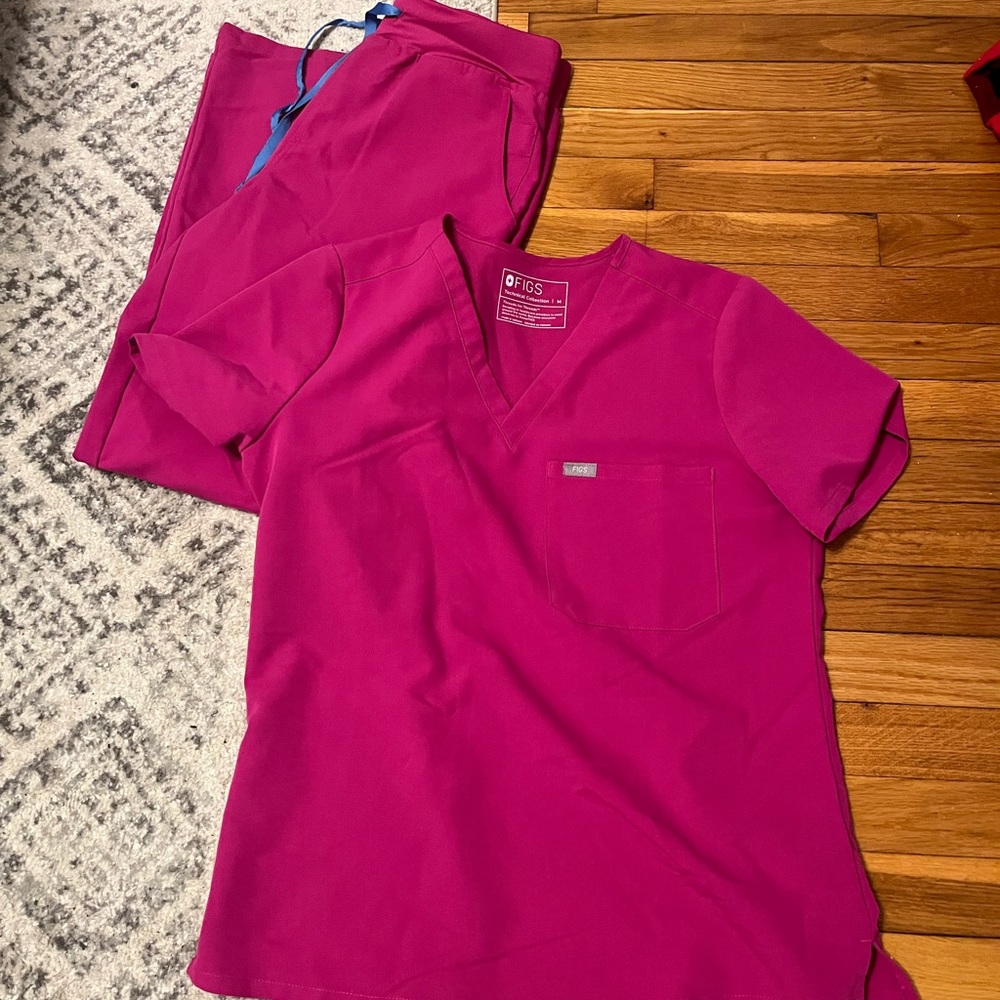 Women’s Figs Ultra Rose, M Catarina top/M high waisted skinny Yola pants